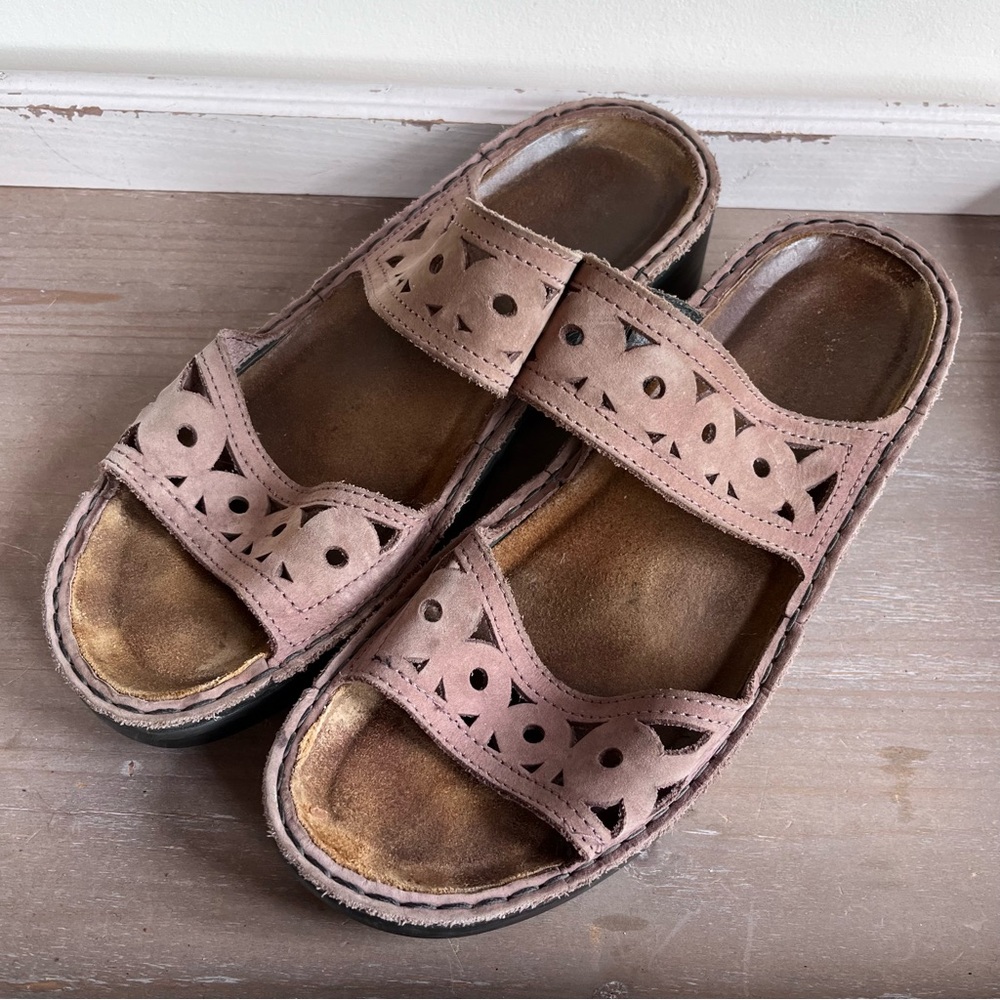 Naot Women's Brown Cutout Sandals